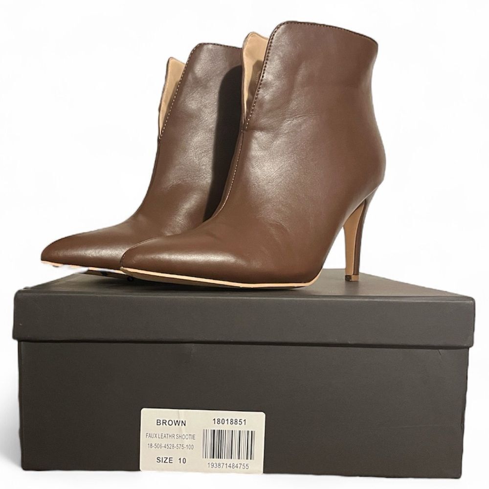 Fashion to Figure Wide-Width Faux-Leather Shootie - Picture 8 of 8